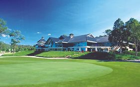 Riverside Oaks Golf Resort